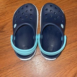 Toddler crocs